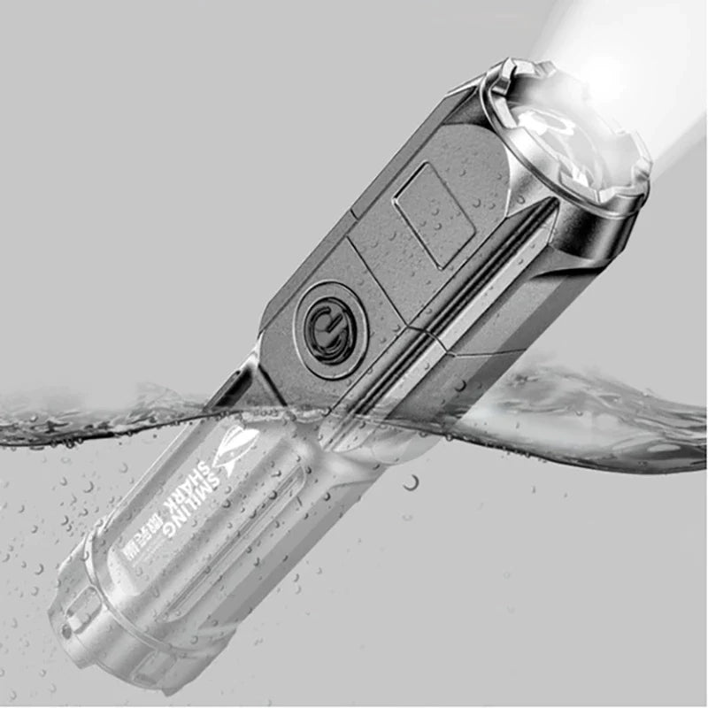 Lanterna Tática Portátil Led Recarregável USB Super Potente